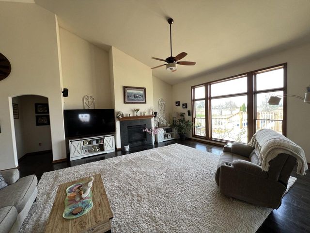 15328 Kingston WAY, Franksville, WI 53126