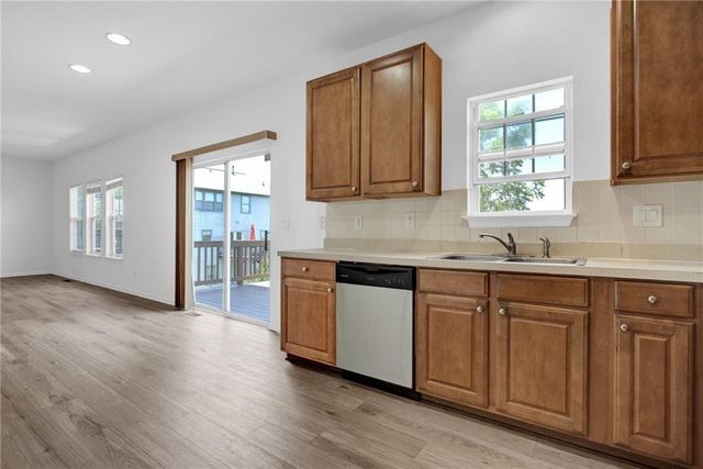 1471 Leisure Lake Lane, Lawrenceville, GA 30044