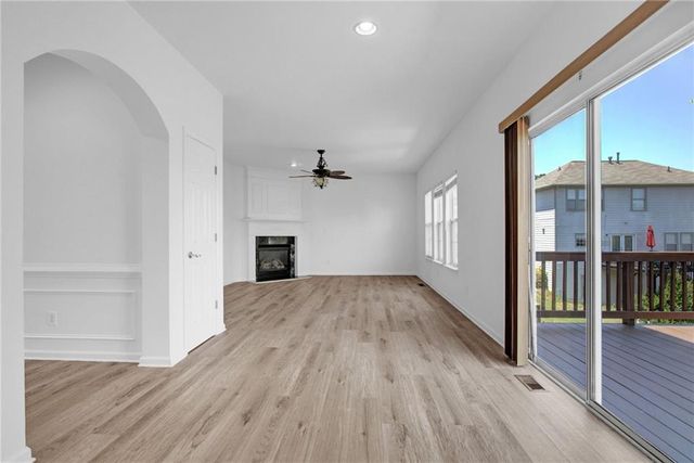 1471 Leisure Lake Lane, Lawrenceville, GA 30044