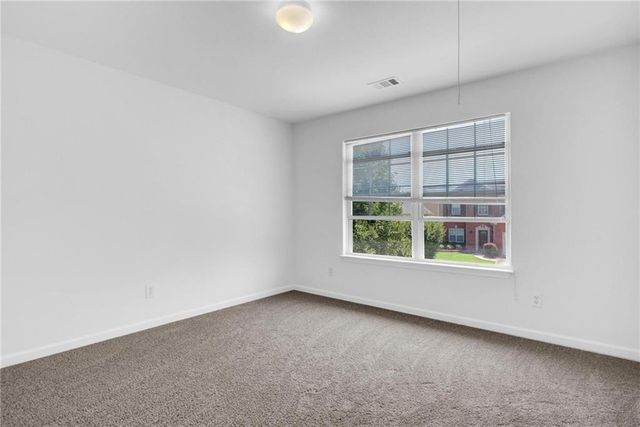 1471 Leisure Lake Lane, Lawrenceville, GA 30044