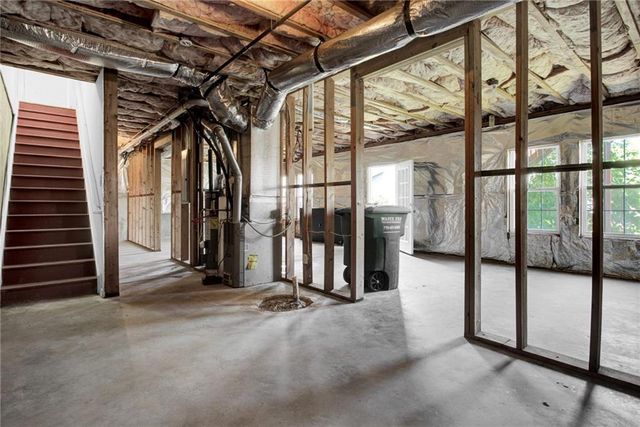 1471 Leisure Lake Lane, Lawrenceville, GA 30044