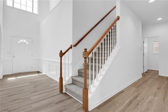 1471 Leisure Lake Lane, Lawrenceville, GA 30044