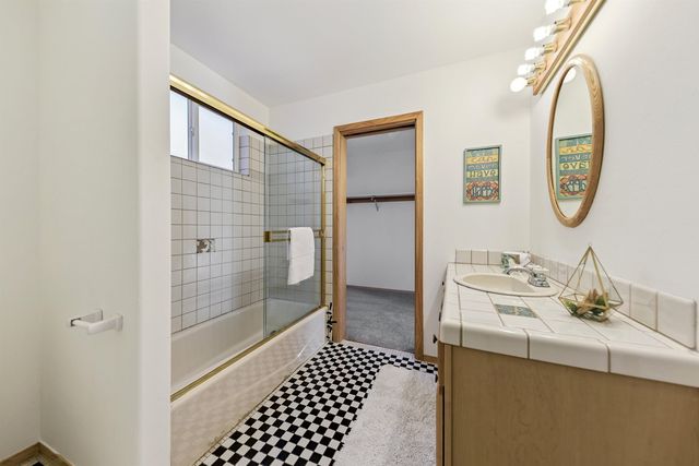 13271 Moraine Road, Truckee, CA 96161