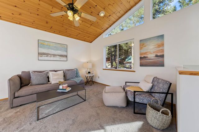 13271 Moraine Road, Truckee, CA 96161