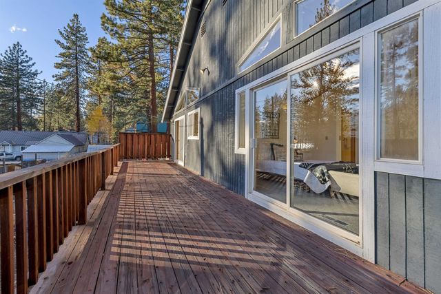 13271 Moraine Road, Truckee, CA 96161