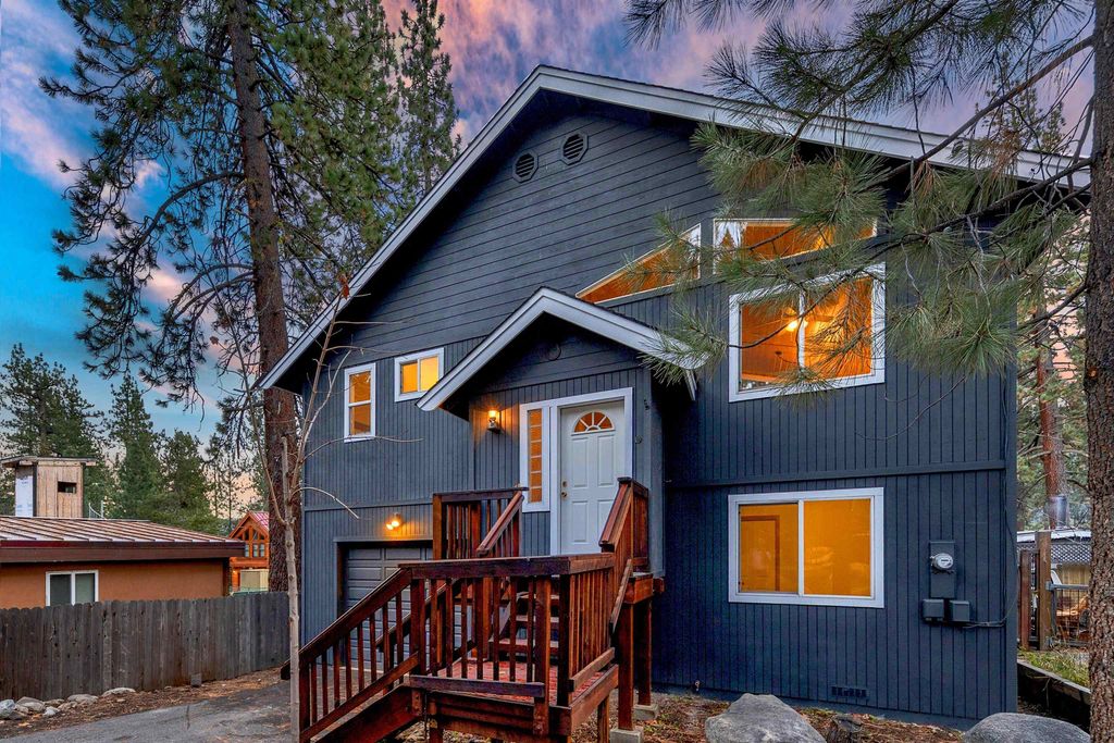 13271 Moraine Road, Truckee, CA 96161