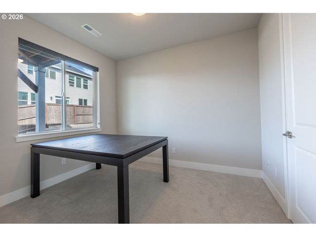 9149 N HARGRAVE St, Camas, WA 98607