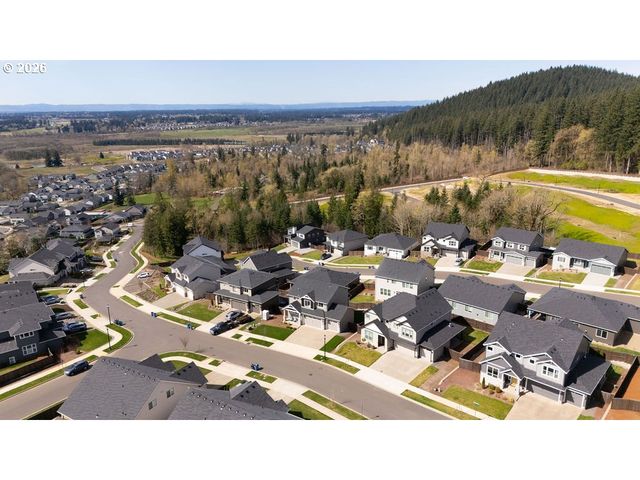 9149 N HARGRAVE St, Camas, WA 98607