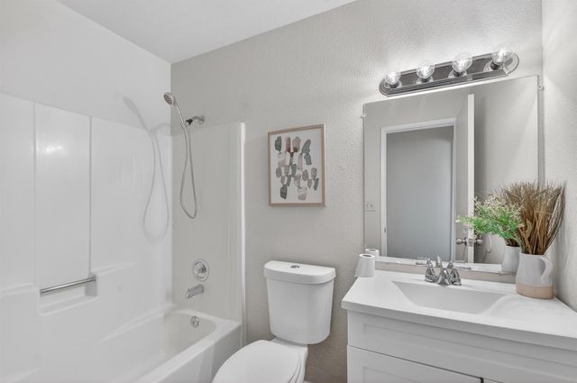 7323 CARRIAGE Dr, Citrus Heights, CA 95621