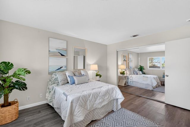 7323 CARRIAGE Dr, Citrus Heights, CA 95621