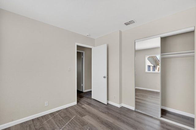 7323 CARRIAGE Dr, Citrus Heights, CA 95621