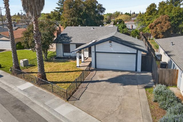 7323 CARRIAGE Dr, Citrus Heights, CA 95621
