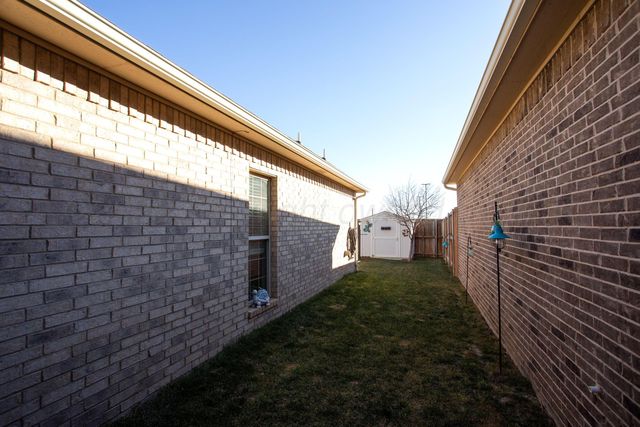 6317 MOSLEY Street, Amarillo, TX 79119