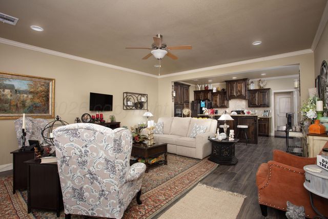 6317 MOSLEY Street, Amarillo, TX 79119