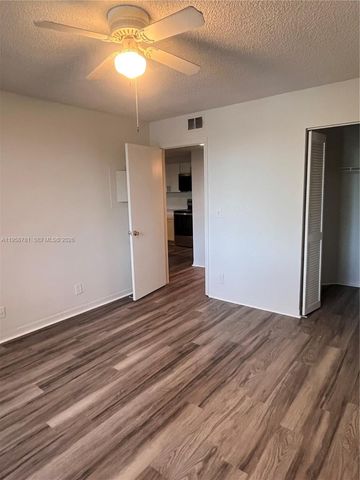 4055 W Mcnab Rd H211, Pompano Beach, FL 33069