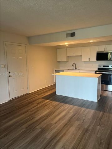 4055 W Mcnab Rd H211, Pompano Beach, FL 33069