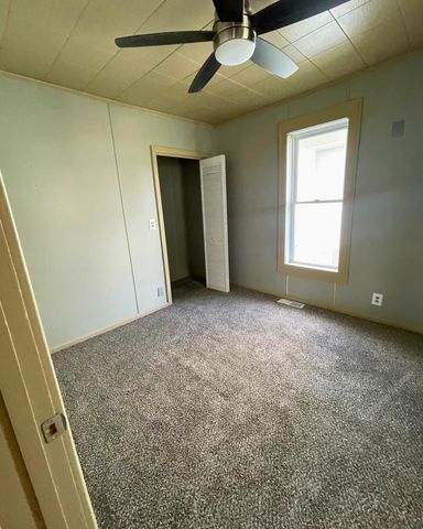 960 Mann Avenue, Flint, MI 48503