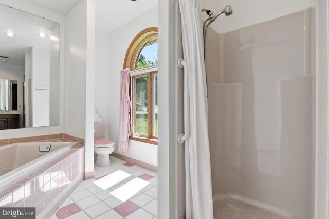 10819 WILCOX DR, Williamsport, MD 21795