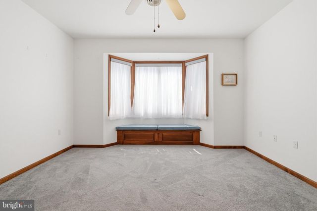 10819 WILCOX DR, Williamsport, MD 21795