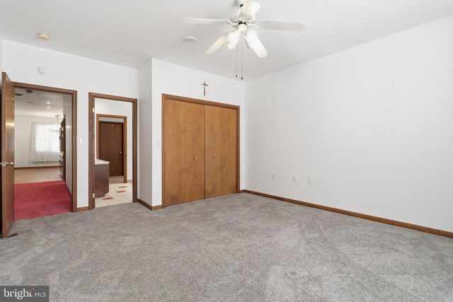 10819 WILCOX DR, Williamsport, MD 21795