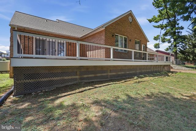 10819 WILCOX DR, Williamsport, MD 21795