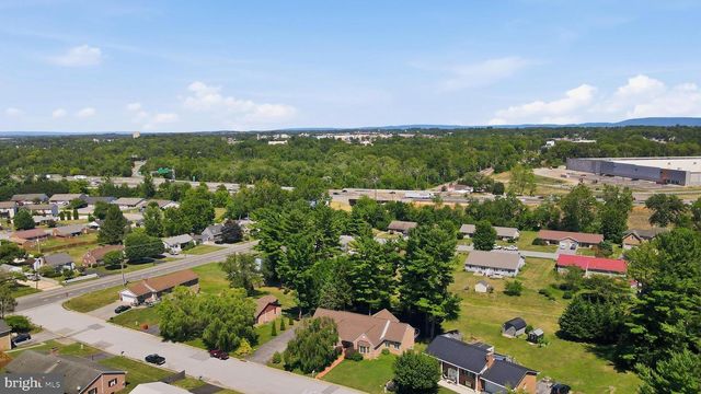 10819 WILCOX DR, Williamsport, MD 21795