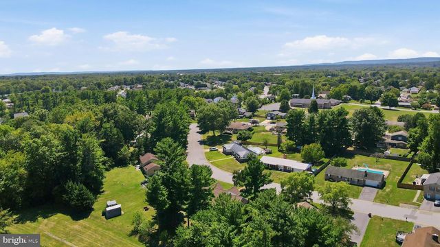 10819 WILCOX DR, Williamsport, MD 21795