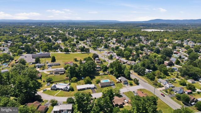 10819 WILCOX DR, Williamsport, MD 21795