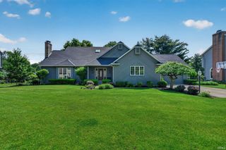 54724 Beaver Creek Trail, Mishawaka, IN 46545
