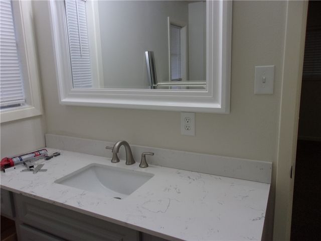 438 Poenisch Dr, Corpus Christi, TX 78412