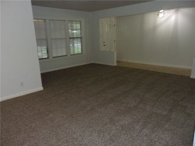 438 Poenisch Dr, Corpus Christi, TX 78412