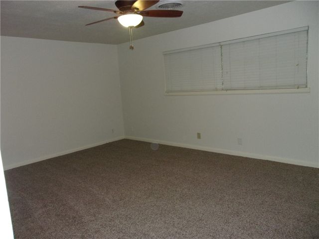 438 Poenisch Dr, Corpus Christi, TX 78412