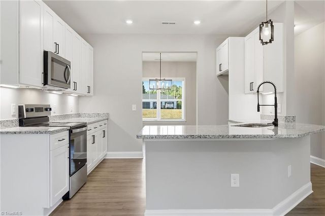 861 Sedge Garden Road, Kernersville, NC 27284