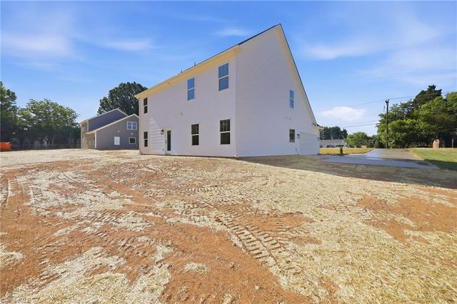 861 Sedge Garden Road, Kernersville, NC 27284
