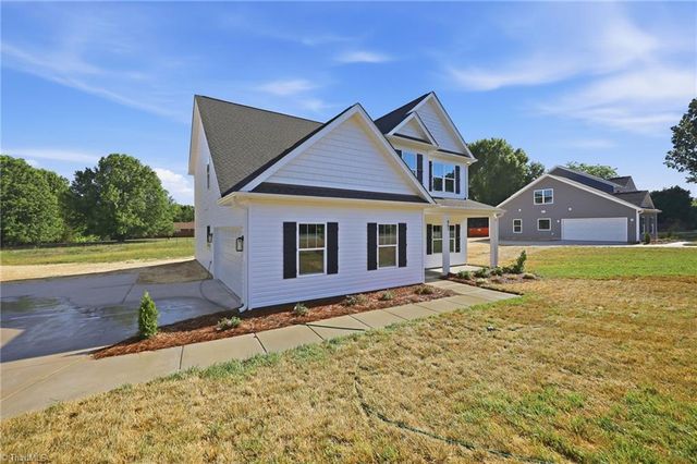 861 Sedge Garden Road, Kernersville, NC 27284