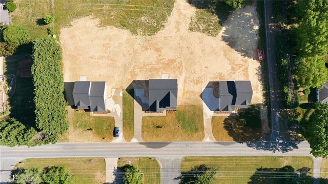 861 Sedge Garden Road, Kernersville, NC 27284