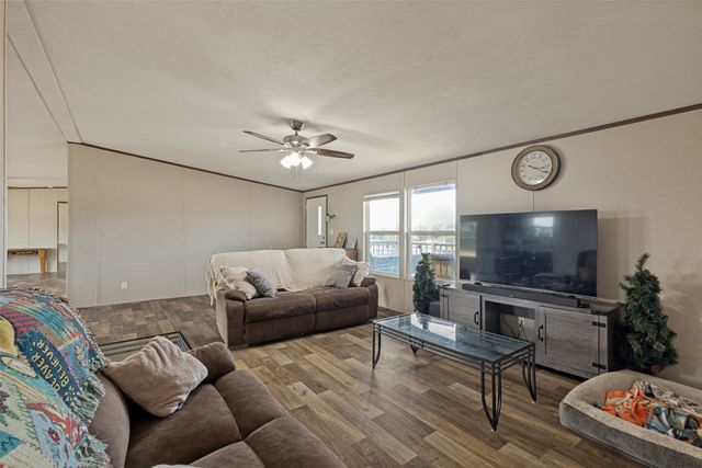 268 Deer Valley Lane, Poolville, TX 76487