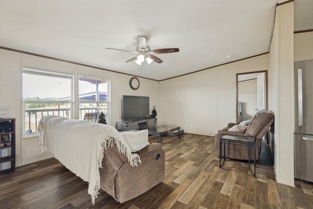 268 Deer Valley Lane, Poolville, TX 76487