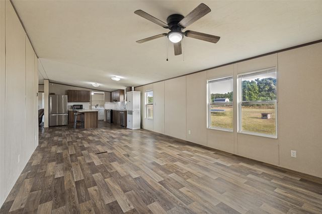 268 Deer Valley Lane, Poolville, TX 76487
