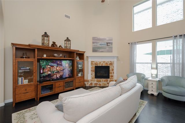 6928 Sarria, Grand Prairie, TX 75054