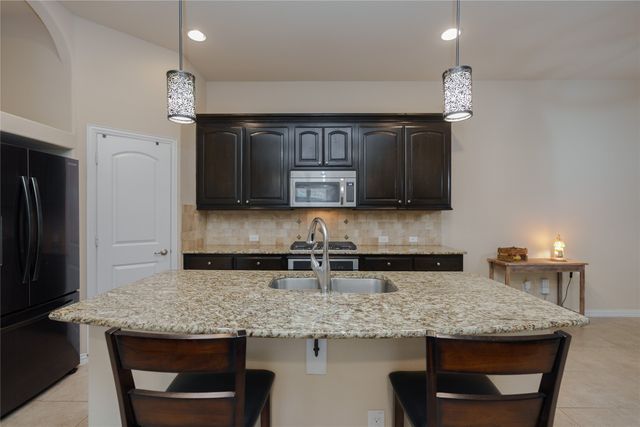 6928 Sarria, Grand Prairie, TX 75054