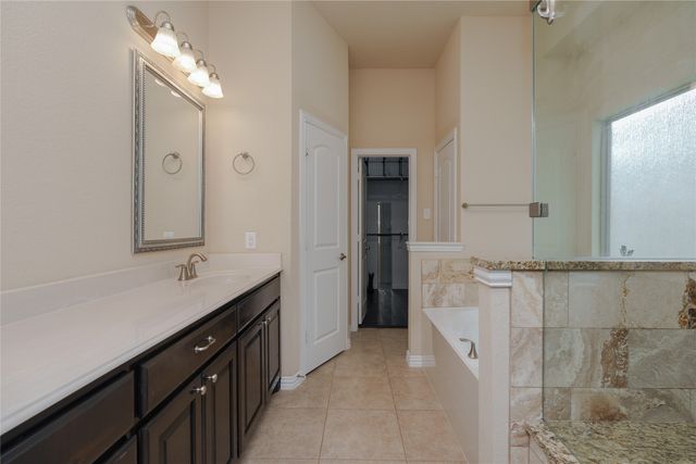 6928 Sarria, Grand Prairie, TX 75054