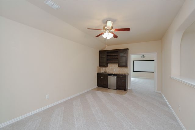 6928 Sarria, Grand Prairie, TX 75054