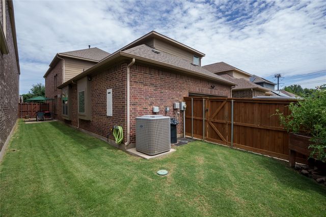 6928 Sarria, Grand Prairie, TX 75054