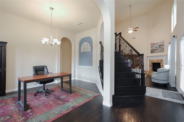 6928 Sarria, Grand Prairie, TX 75054