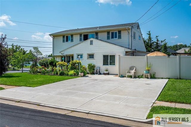 89 Whitman Street, Carteret, NJ 07008
