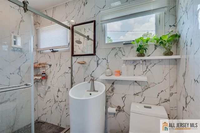 89 Whitman Street, Carteret, NJ 07008