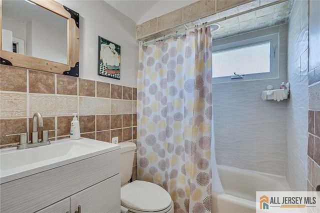 89 Whitman Street, Carteret, NJ 07008