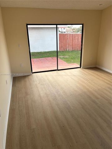 8273 NW 188th Ter, Hialeah, FL 33015