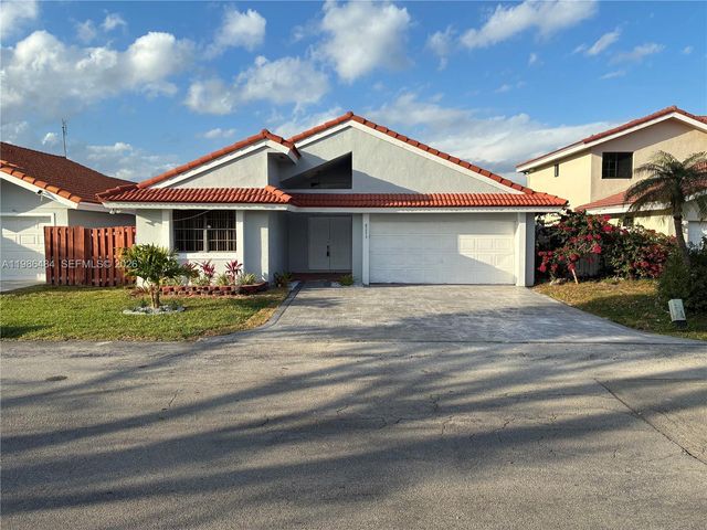8273 NW 188th Ter, Hialeah, FL 33015